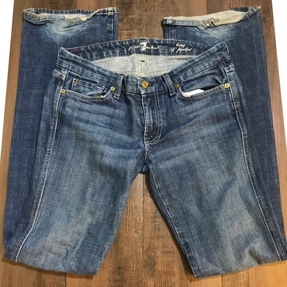 7 For All Mankind “A pocket” Flare Jean Ships Free - Picture 6 of 7
